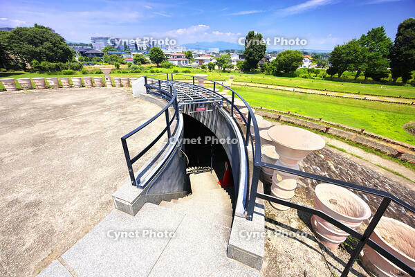 八幡塚古墳　群馬県 [KHI110015644]