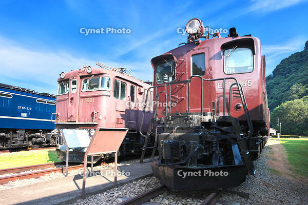 国鉄EF15形電気機関車　群馬県　 [KHI110015678]