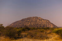 ツォディロの夕映え　男丘　世界遺産 [SKA110002734]