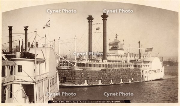 Steamship loaded with cotton on the Mississipi river [PHT110262207]
