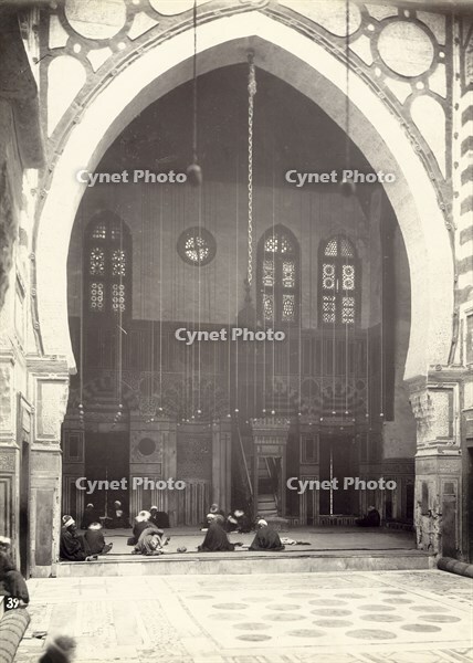 Cairo mosque (Egypt) [PHT110262219]