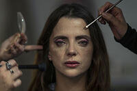 alb23181374 [ABM112341310]