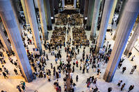 Interior de la basilica de la Sagrada Familia, a la imatge visitants a l interior del temple, Barcelona 7.05.2026 [ABM112368216]