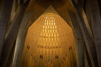 Interior de la basilica de la Sagrada Familia, a la imatge evocacio del Deu Creador, a la volta de l absis, Barcelona 7.05.2026 [ABM112368220]