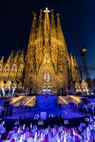 El Papa Lleo XIV beneeix la torre de Jesus del temple de la Sagrada Familia, Barcelona 10.06.2026 [ABM112368261]