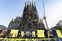 Presentacio equips Tour de Fran?a, Sagrada Familia, Barcelona 2.07.2026 [ABM112368268]