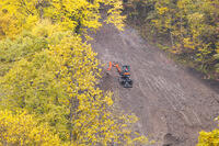 高所法面掘削作業 [TMA110070174]