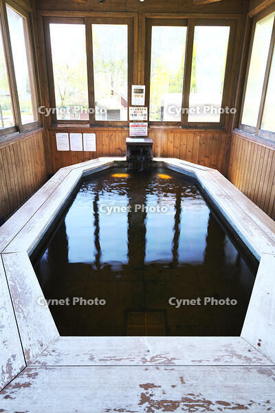 十勝が丘公園のモール温泉足湯 [TMA110073370]