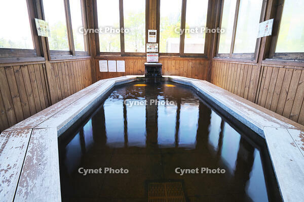 十勝が丘公園のモール温泉足湯 [TMA110073373]