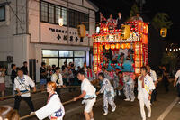 土崎神明社祭　曳山行事（本祭）　戻り曳山 [OKE110019968]