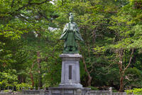 千秋公園（久保田城跡）　佐竹義堯公銅像 [OKE110019982]