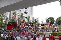 久喜提燈祭り「天王様」　人形山車の集合 [OKE110022817]