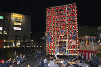 久喜提燈祭り「天王様」　提燈山車（新一） [OKE110022850]
