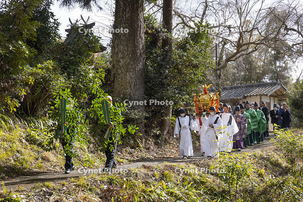 笠山荒神社　新春荒神大祭　神輿渡御 [OKE110018260]