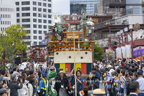 大垣祭（本楽）　大垣まつり行列（神楽やま） [OKE110019621]