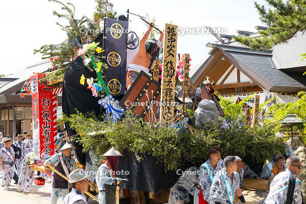 土崎神明社祭　曳山行事（宵宮）　郷社参り [OKE110019930]