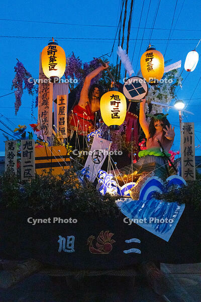 土崎神明社祭　曳山行事（本祭）　戻り曳山 [OKE110019962]