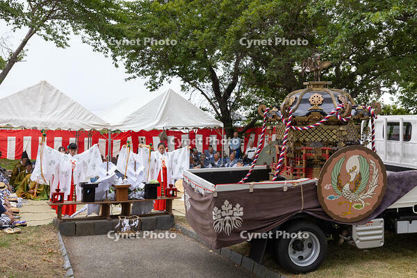 土崎神明社祭　穀保町御旅所祭　神楽奉奏 [OKE110019973]