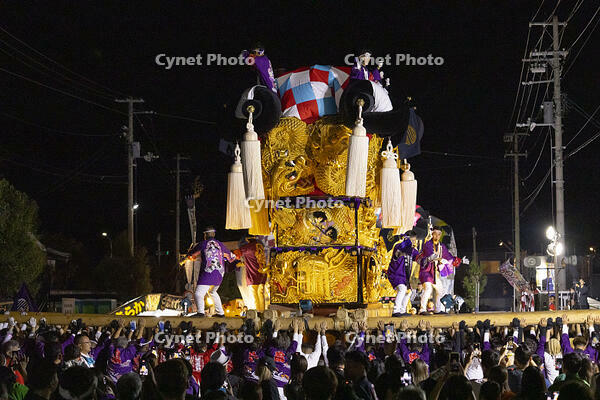 新居浜太鼓祭り　天神浜通りかきくらべ　白浜 [OKE110021720]