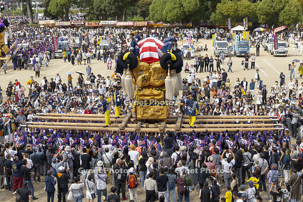 新居浜太鼓祭り　上部地区山根グラウンド統一寄せ [OKE110021741]