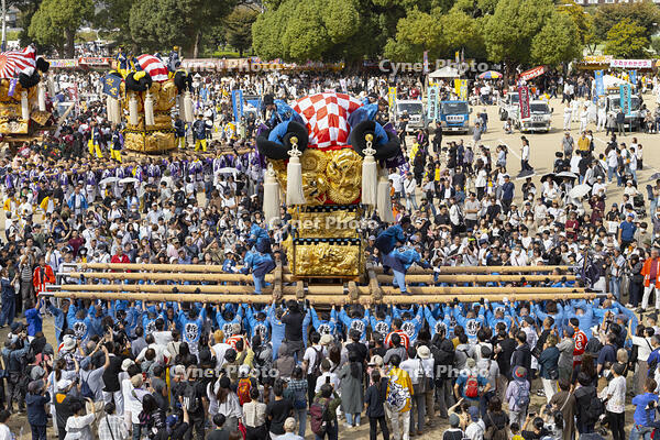 新居浜太鼓祭り　上部地区山根グラウンド統一寄せ [OKE110021743]