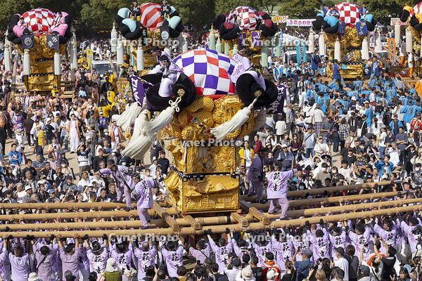 新居浜太鼓祭り　上部地区山根グラウンド統一寄せ [OKE110021753]