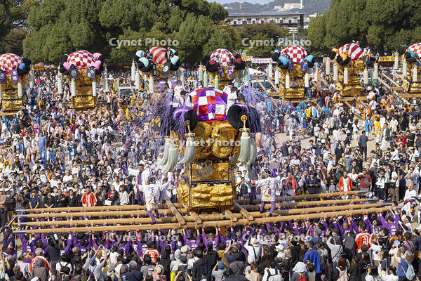 新居浜太鼓祭り　上部地区山根グラウンド統一寄せ [OKE110021754]