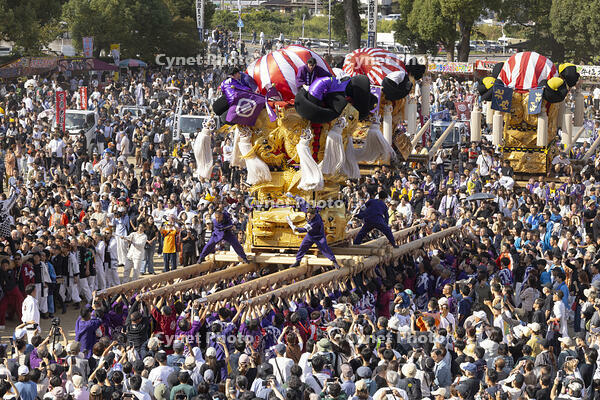新居浜太鼓祭り　上部地区山根グラウンド統一寄せ [OKE110021764]