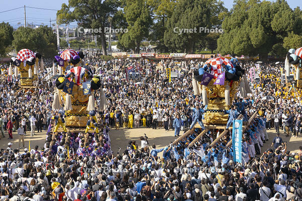 新居浜太鼓祭り　上部地区山根グラウンド統一寄せ [OKE110021766]