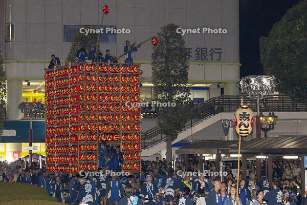 久喜提燈祭り「天王様」　提燈山車（志ん二） [OKE110022851]