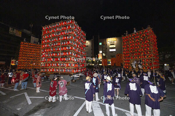 久喜提燈祭り「天王様」　提燈山車集合 [OKE110022861]
