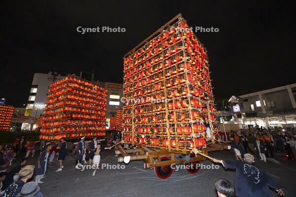久喜提燈祭り「天王様」　提燈山車　回転 [OKE110022872]