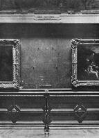 MONA LISA The gap on the wall of the Carre Gallery of the Louvre Museum, Paris, where the Mona Lisa was exhibited before it was stolen [TPG110085166]