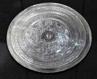 三角縁神獣鏡　富雄丸山古墳　銅鏡3枚特別公開 [ASA110023396]