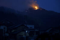 今治山火事　日没後 [ASA110024385]
