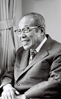 １９８９年　東方学院長の中村元氏 [ASA110024686]