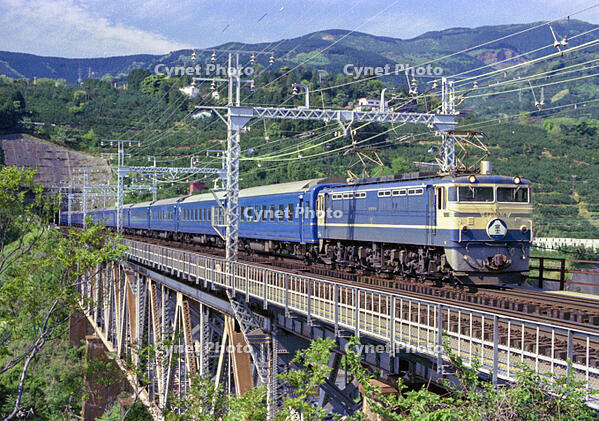 特急「富士」　東海道本線　真鶴〜根府川 [MAK110000032]