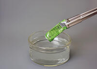 気圧の差でつぶれる缶 [JIM110002807]