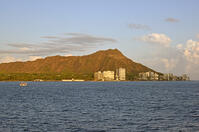 ワイキキビーチ沖からダイヤモンドヘッド [JIM110002750]