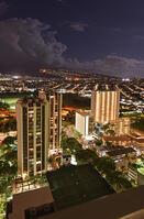 ホノルル市街　夜景 [JIM110002764]