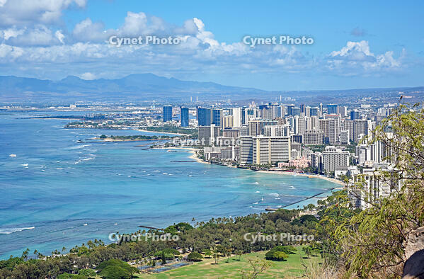 ダイヤモンドヘッド頂上から [JIM110002723]