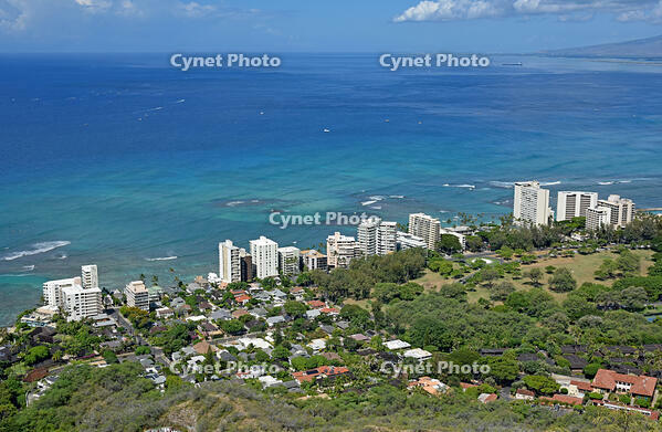 ダイヤモンドヘッド頂上から [JIM110002726]