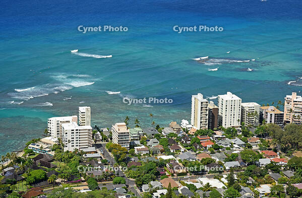 ダイヤモンドヘッド頂上から [JIM110002734]