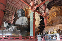 東大寺　大仏殿内部　如意輪観音坐像　(大仏向かって右側の像) 　奈良県　奈良市 [MAS110008870]