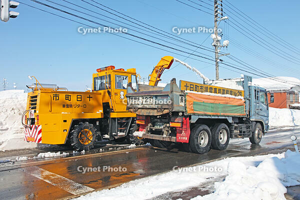 道路の除雪　新潟県　十日町市 [MAS110007320]