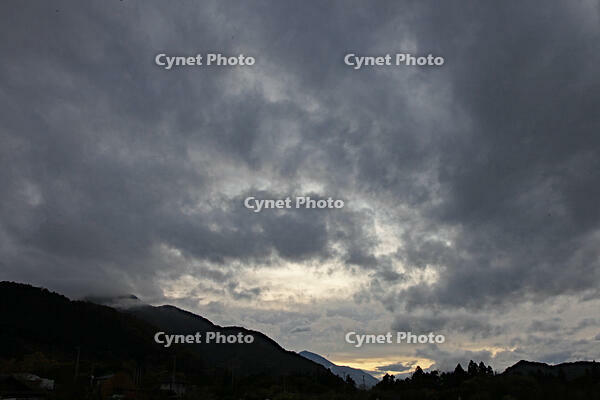乱層雲　神奈川県　相模原市 [MAS110007390]