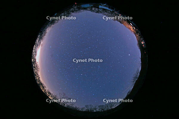 春の全天星座（画面上が北）　2015.4.18　23h31m　群馬県　下仁田町 [MAS110007392]