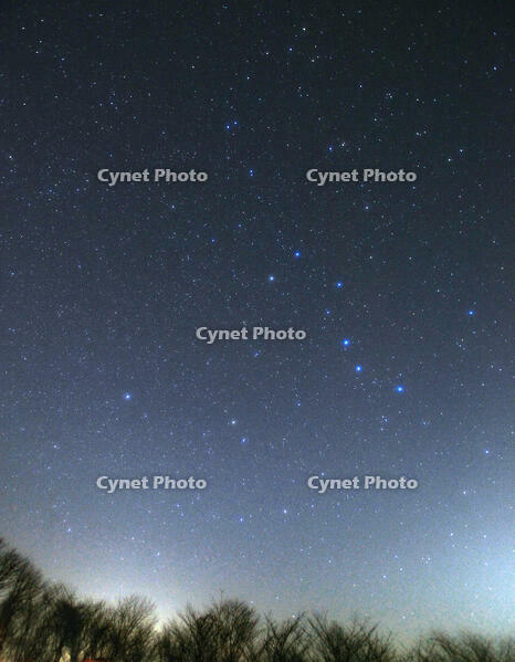 北斗七星　1時間の動き（2-1）　10.03.13　21：25　　群馬県　下仁田町 [MAS110007395]