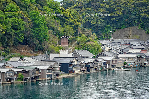 伊根の舟屋　京都府　伊根町 [MAS110009831]