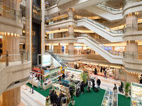 羽田空港第１ターミナル　ショッピングエリア　東京都 [YOS110002341]